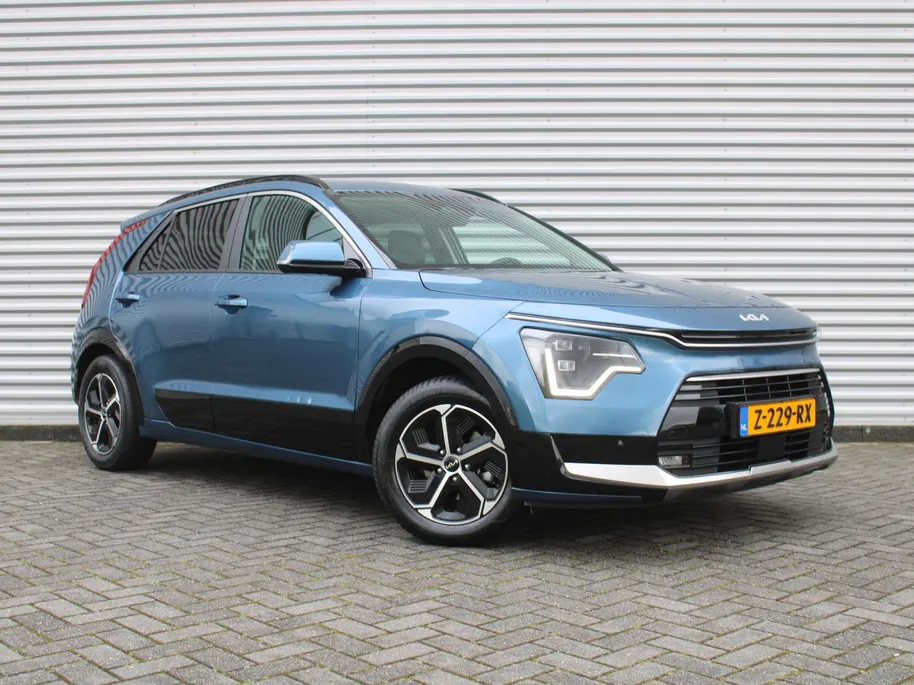 Kia Niro 1.6 GDi Hybrid DynamicPlusLine | Trekhaak | Stuur-/stoelverwarming | Schuifdak | Camera | Cruise adapt. | Clima | HUD | LED | 16" LM |