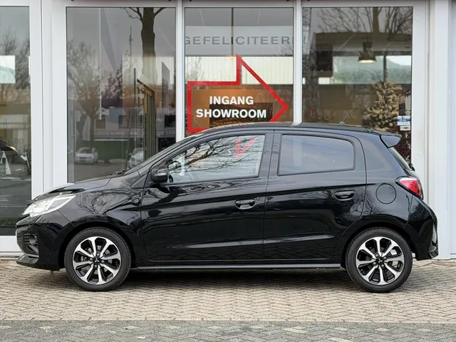 Mitsubishi Space Star 1.2 CVT Instyle | Cruise Control | Camera | ECC | Apple CarPlay | Android Auto | Keyless