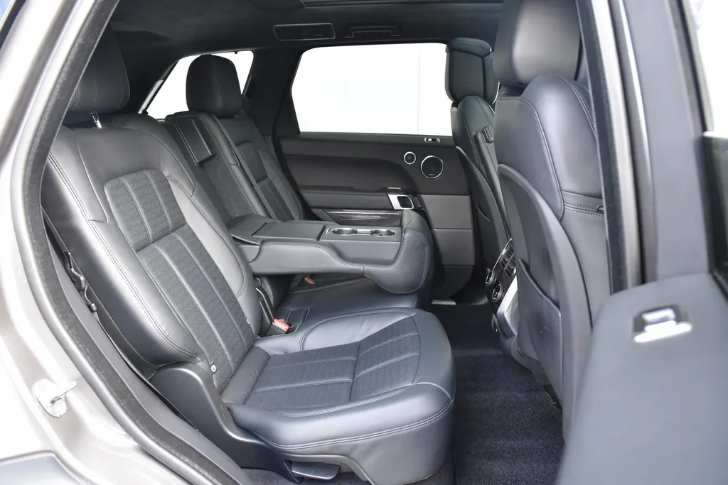 Land Rover Range Rover Sport P400e Autobiography Dynamic
