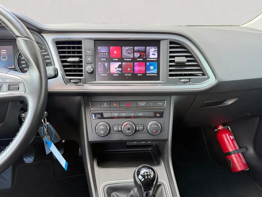 SEAT Leon ST 1.0 EcoTSI Style | Cruise control | Navigatie |