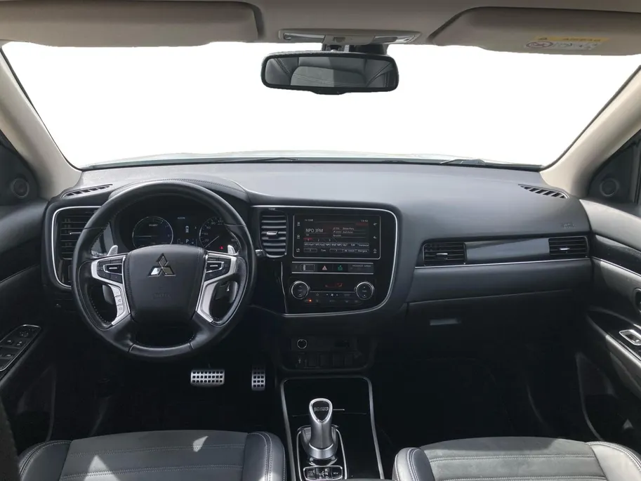 Mitsubishi Outlander 2.4 PHEV Intense S | 1ste Eigenaar! | Dealer onderhouden