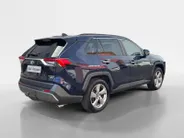 Toyota RAV4 2.5 Hybrid AWD Executive |1650 kg Trekgewicht |Trekhaak| Leer| Navigatie| Schuif-kanteldak | Verwarmbare stoelen| Adaptieve Cruise Controle| All season banden|