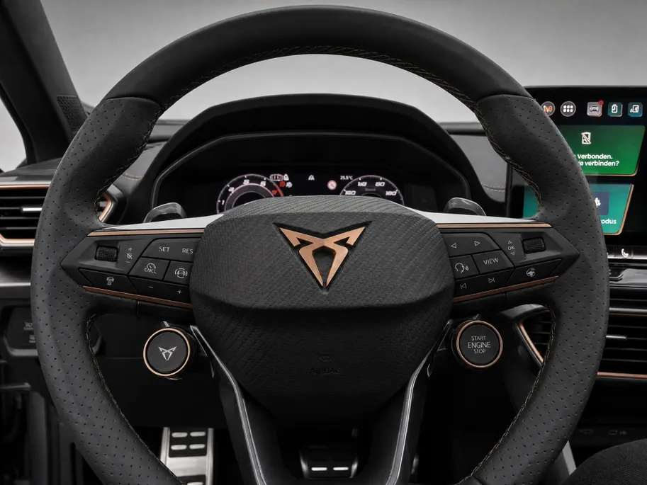 CUPRA Formentor 1.5 TSI e-Hybrid VZ Performance 272 PK l Panoramadak l 19' Sandstorm Copper l Levering Oktober