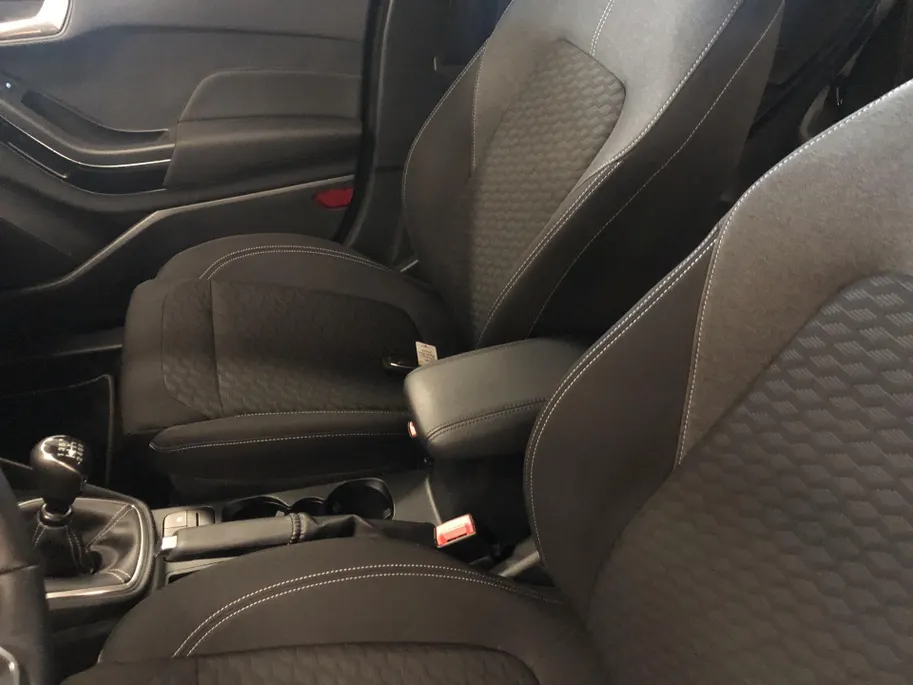 Ford Fiesta 1.0 EcoBoost Hybrid Titanium