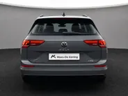 Volkswagen Golf Variant 1.5eTSI/116PK Life Edition · Navigatie · Trekhaak · Apple/Android Car Play · Stoelverwarming · Garantie t/m 26-03-2027