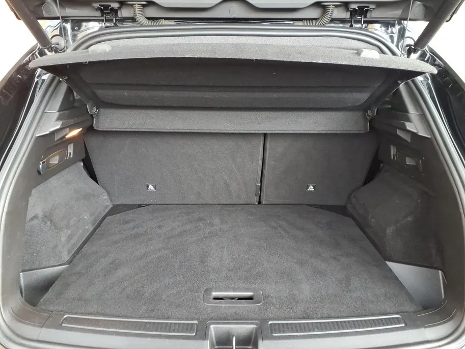 Renault Austral 1.2 E-Tech full hybrid 200 iconic Automaat | Panorama dak | Naviagatie |Airco/Ecc | PDC/Camera |