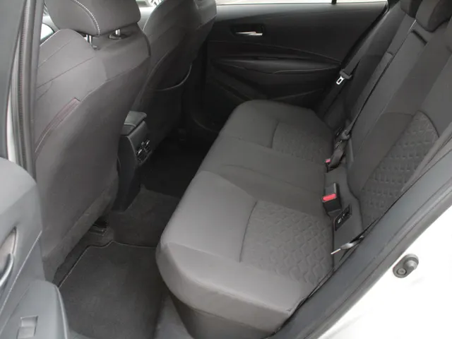 Suzuki Swace 1.8 Hybrid Style | Cruise | Carplay/Android | Camera | Lm-Velgen