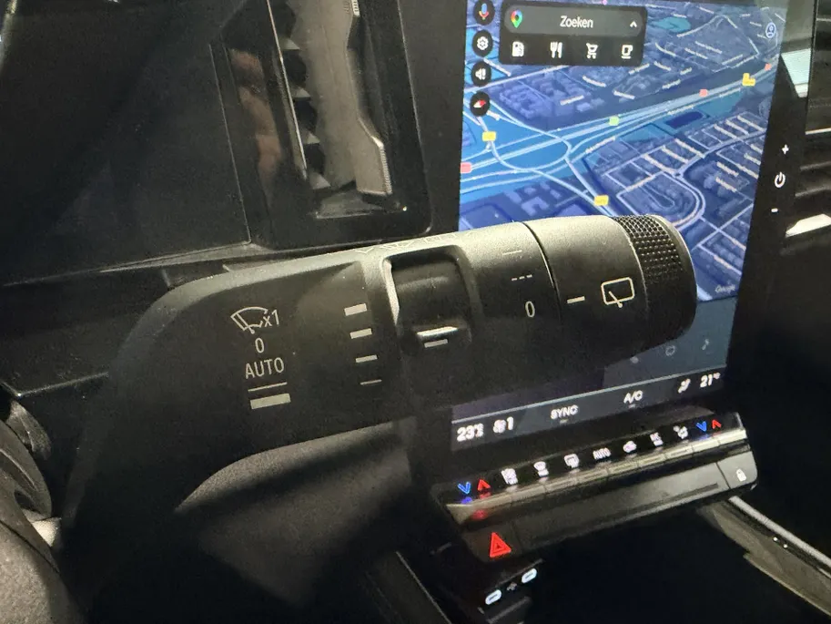 Renault Espace 200PK E-Tech Full Hybrid Esprit Alpine 7p. AT | Navi | Camera | Climate Control | Adaptive Cruise Control | Apple CarPlay/Android Auto | Digital Cockpit | Lichtmetalen Velgen | Licht & Regen Sensor |