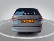 Škoda Kodiaq 1.5 TSI 150pk DSG Sportline Business 7p. · Camera · Inklap. Trekhaak · Keyless · Elek. Bestuurdersstoel + Geheugen · Matrix LED · Garantie t/m 27-05-2028 of 100.000km