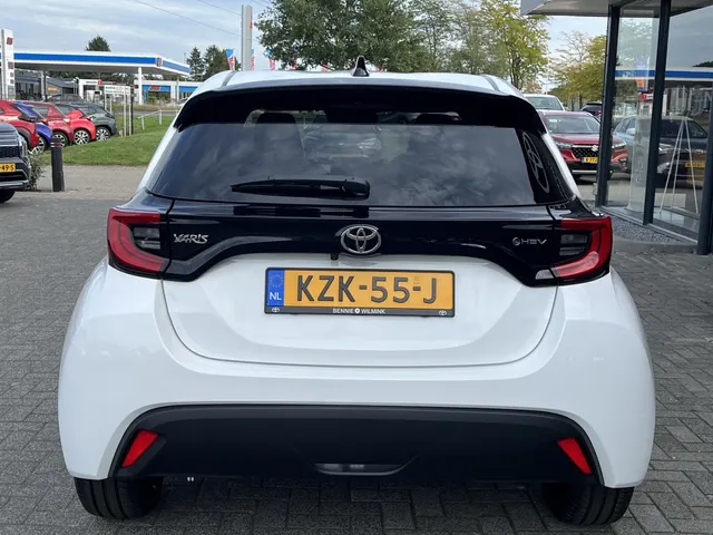 Toyota Yaris 1.5 Hyb. 115 Dynamic | 3500 euro demo korting