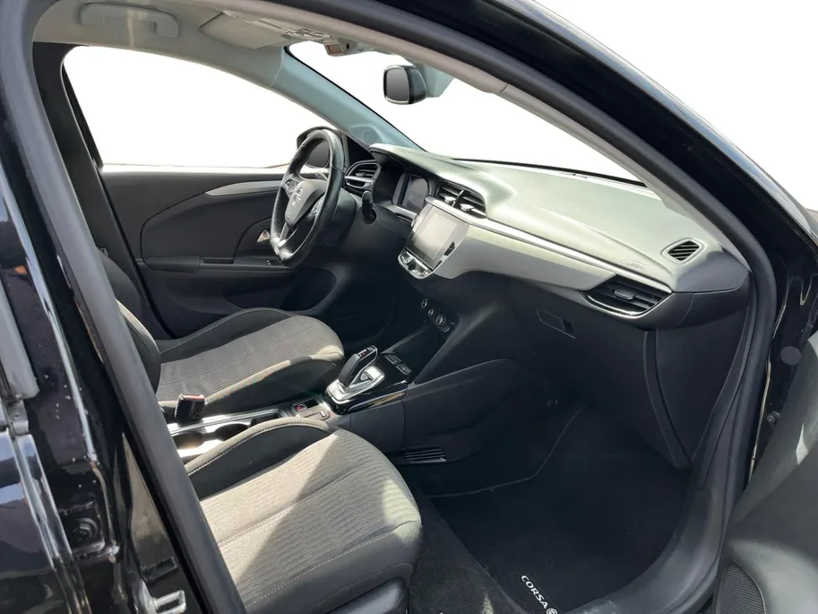 Opel Corsa-e Edition 50 kWh NL Auto | Stoel-/stuurverwarming | Automaat | Cruise control | CarPlay | Etc.