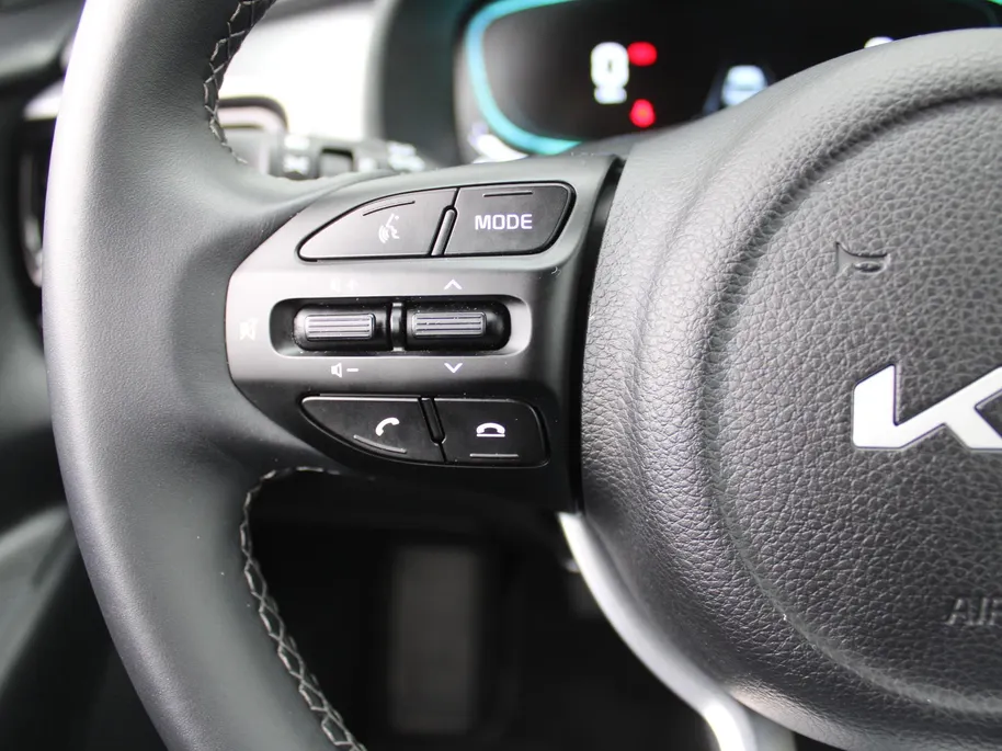 Kia Stonic 1.0 T-GDi MHEV DynamicLine | Camera | Clima | Cruise | Navi | 15' LM | LED | PDC | Apple Carplay/Android Auto |