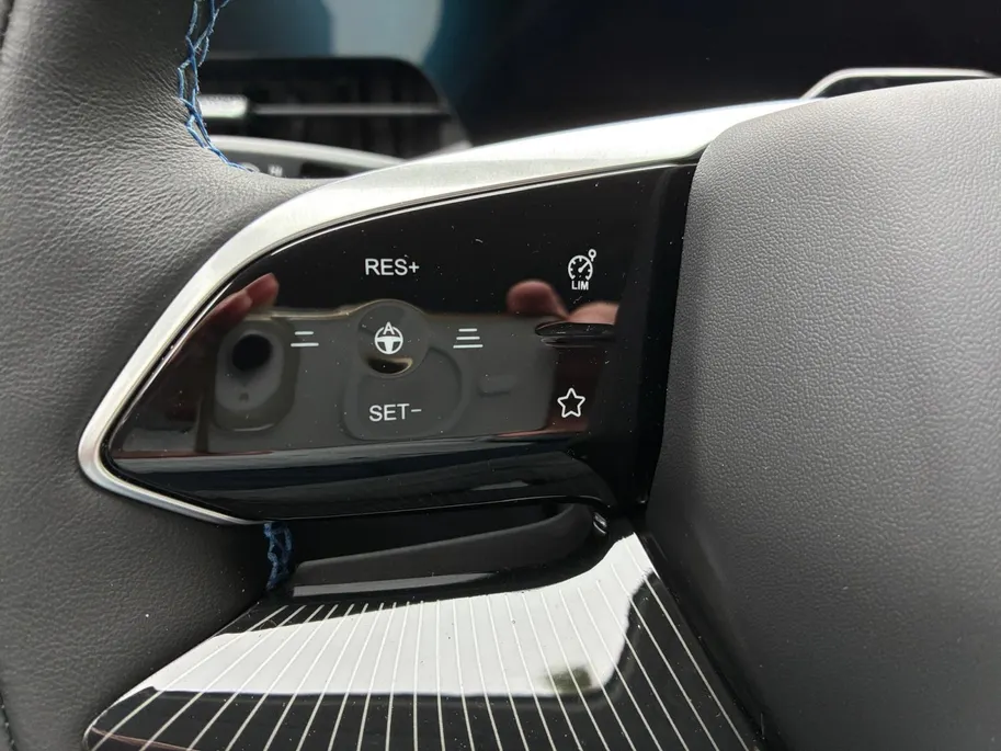 Jaecoo 5 EV Exclusive 61 kWh | Stoelverwarming-/ventilatie | Panorama dak | Leder | 7 jaar Fabrieksgarantie