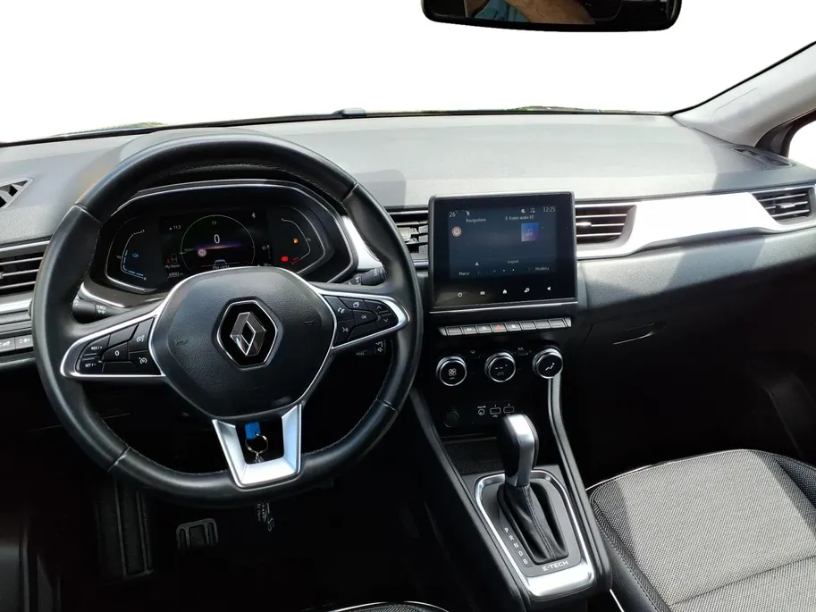 Renault Captur 1.6 E-Tech Hybrid 145 Intens Apple Carplay/Android Auto , electronic climate controle , camera , parkeersensor , lm velgen , navi , cruise , tel , usb.
