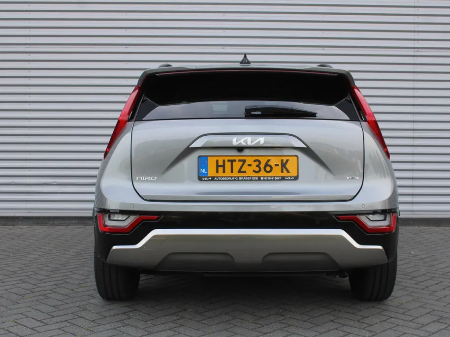 Kia Niro 1.6 GDi Hybrid DynamicPlusLine | Schuif-/kanteldak | Stuur-/stoelverwarming | Cruise adapt. | Camera | Clima | 16' LM | Navi |