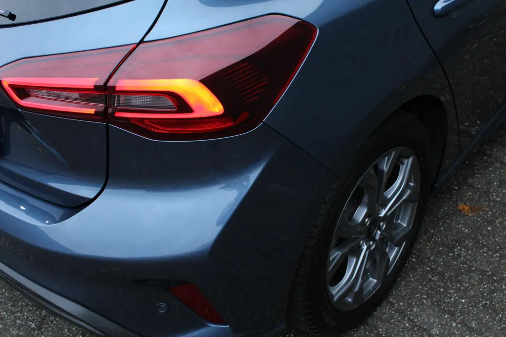 Ford Focus 1.0 EcoBoost Hybrid ST Line X | 155 pk | Winter Pack | Driver Assistance Pack |