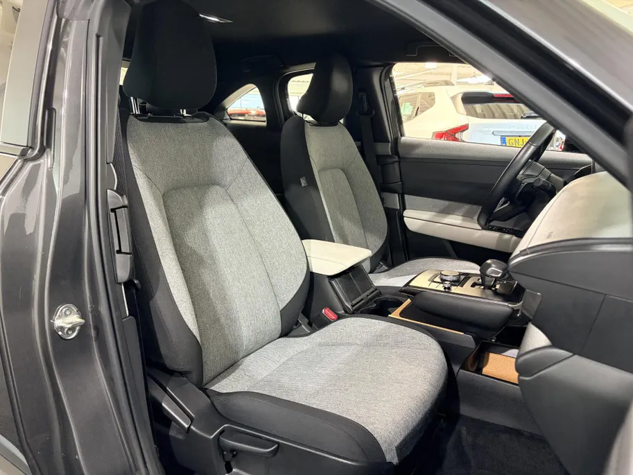 Mazda MX-30 170PK e-SkyActiv R-EV Exclusive-line Automaat | 1ste Eigenaar | Freestyle-Doors | Stoel & Stuurwiel Verwarming | Navigatie | Lichtmetalen Velgen | Dodehoek Detectie | Camera | Parkeersensoren |