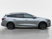 Ford Focus Wagon 1.0 EcoBoost Hybrid ST Line | Navigatie | Winterpakket | Parkeersensoren | Cruise Control | Android Auto/ Apple Carplay | 12 maanden garantie