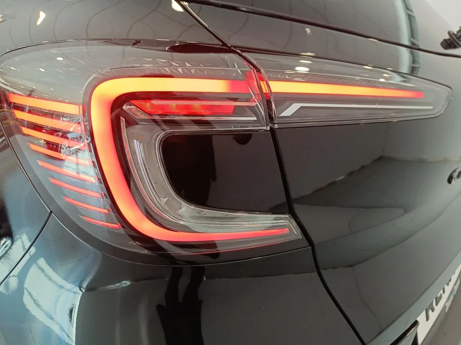 Renault Captur 1.8 E-Tech full hybrid 160 esprit Alpine | Profiteer nu van €2.500,- Zeeuw & Zeeuw voorraadkorting | Uit voorraad leverbaar op = op