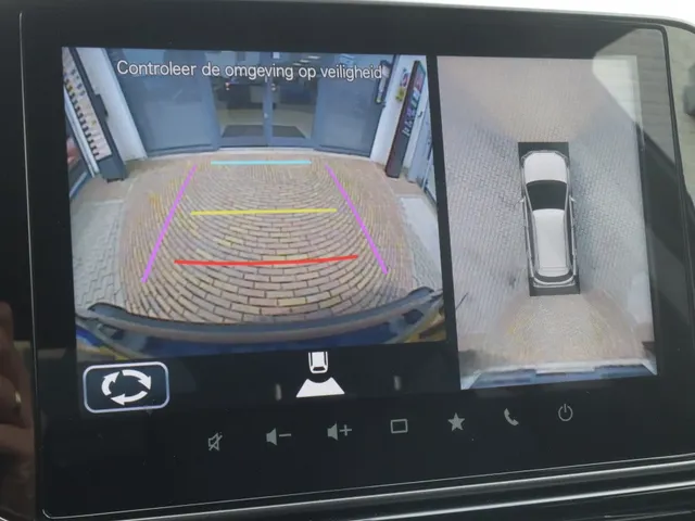 Suzuki S-Cross 1.4 BoosterJet Style Hybrid All Seasons | 360 camera | Leder