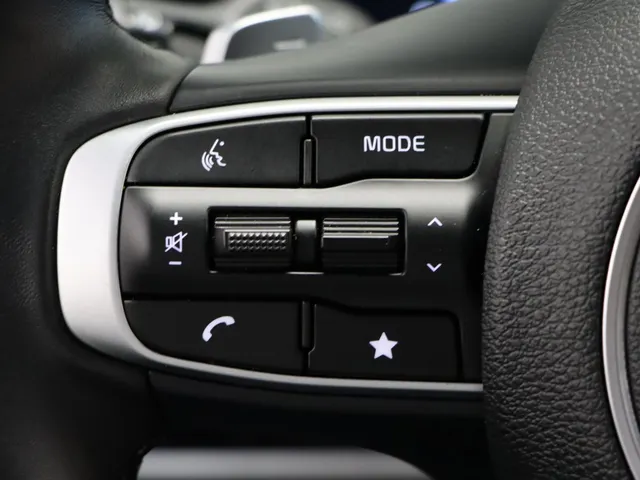 Kia Sportage 1.6 T-GDi Plug-in Hybrid AWD Dark Edition