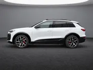 Audi Q6 e-tron S edition performance 100 kWh 306pk · Panoramadak · 360 Camera · Wegklapbare Trekhaak · Elek. Voorstoel · 21'' Inch · Garantie t/m 11-05-2031 of 100.000km