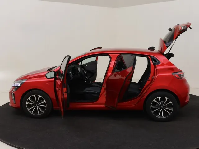 Renault Clio 0.9 TCE 90PK Techno | Winter Pack