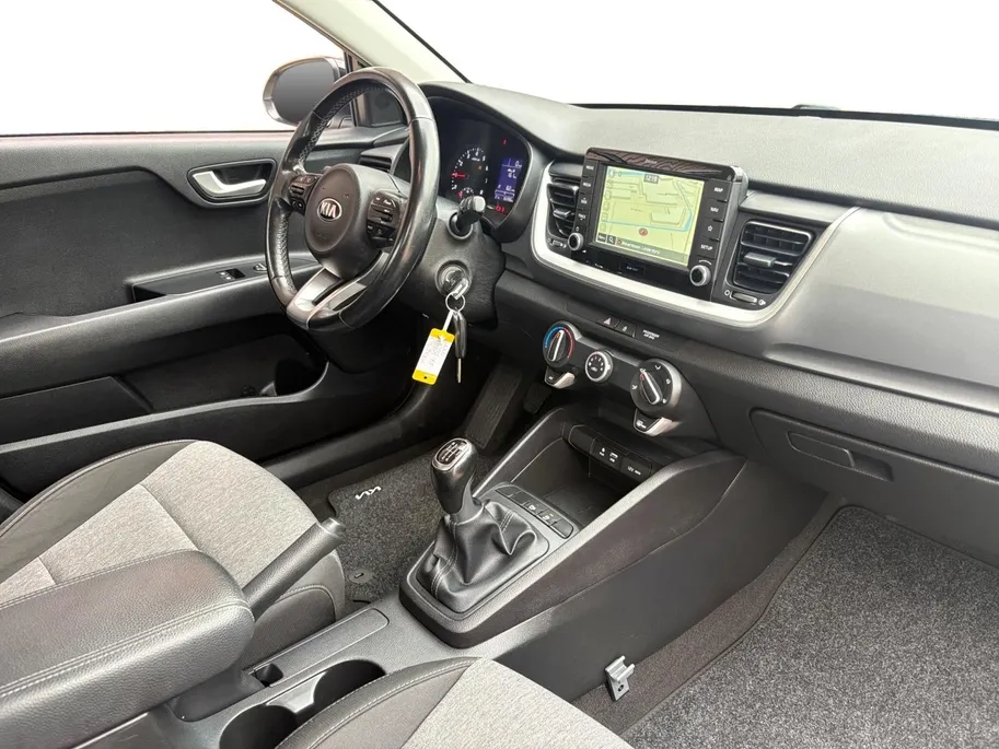 Kia Stonic 1.0 T-GDi DynamicLine | Navigatie | Apple Carplay / Android Auto | Achterruitrij Camera | Cruise Control | Lichtmetalen Velgen |