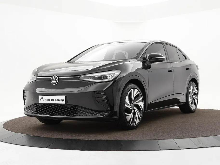 Volkswagen ID.5 GTX 299pk 77 kWh · SOH 92,5% · Apple/Android Car Play · Navigatie · Wegklapbare Trekhaak · Stoelverwarming · IQ.Light · 21'' Inch ·