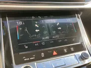 Audi Q7 55 TFSIe 280kW/381PK quattro S Line · Panoramadak · Trekhaak · Luchtvering · 360gr camera · Dodehoeksensor · 21'' · Servosluiting · Adaptive Cruise Control ·