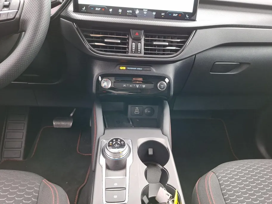 Ford Kuga 2.5 PHEV ST-Line | Winterpack | Driver assistance pack | NL auto