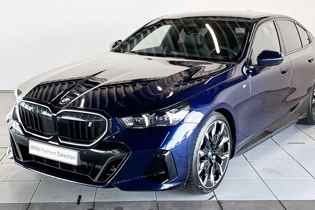 BMW i5 Sedan eDrive40 M Sport Edition