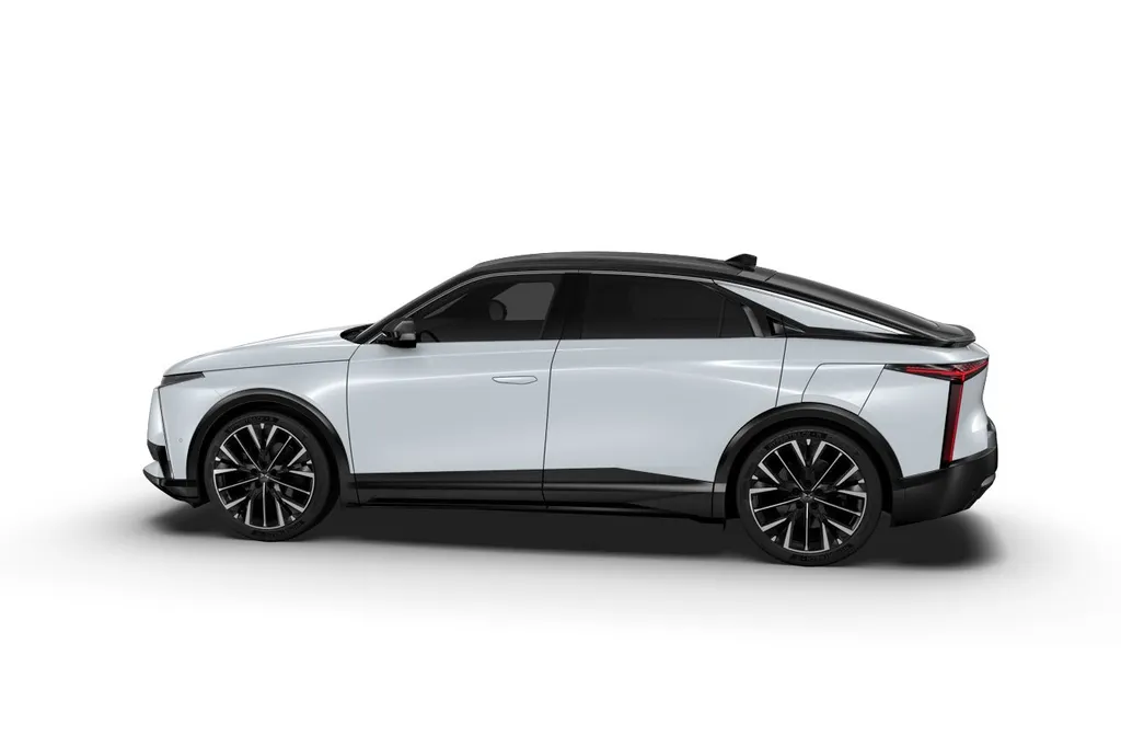 DS N°8 Pallas Black Edition