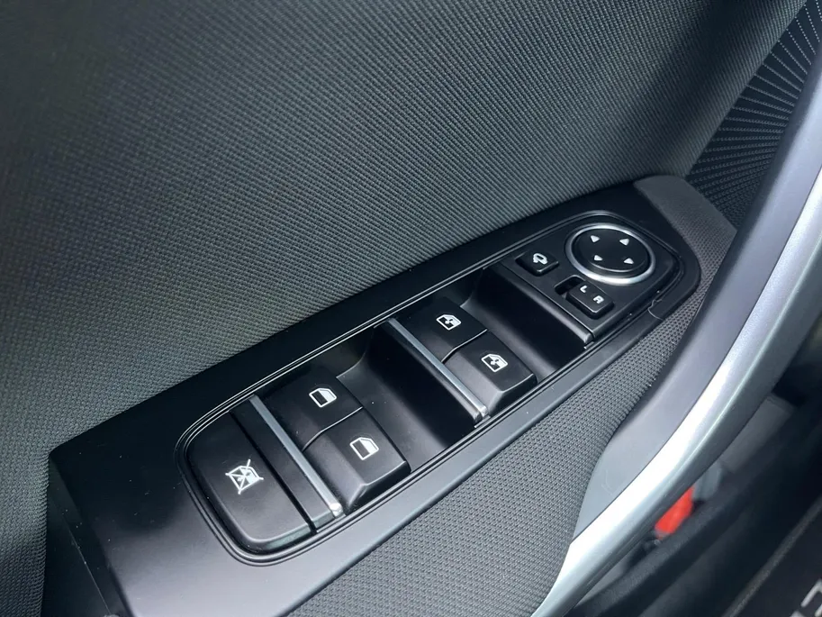 Kia Ceed 1.0 T-GDi DynamicLine | Navi | Clima | Camera | Lane Assist | Apple Carplay | Android Auto