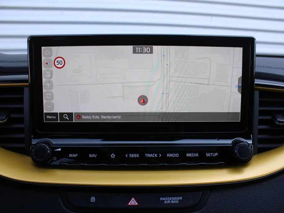 Kia XCeed 1.4 T-GDi DCT7 DynamicPlusLine | Trekhaak | Design Pack | Schuifdak | Camera | 18' LM | Navi | LED | Adap. Cruise | Clima | Automaat |