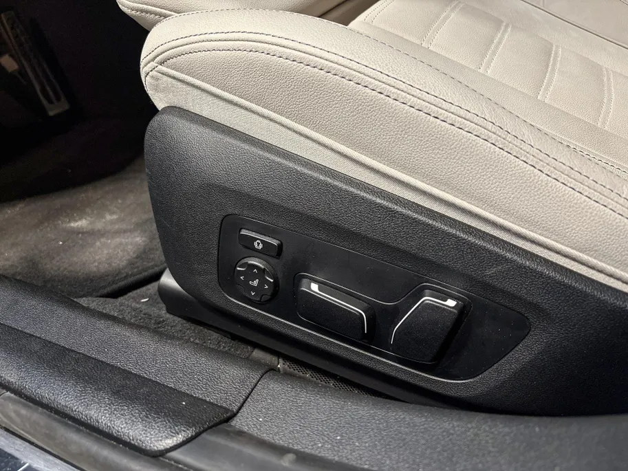 BMW 3 Serie Touring 330e Innovation Pack M Sport Edition