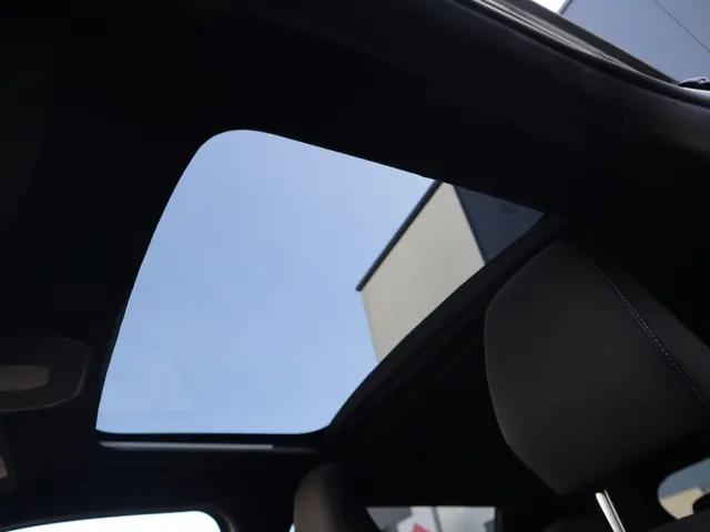 Suzuki e Vitara Style 61 kWh
