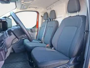 Ford E-Transit Custom 320 L1H1 Limited 65 kWh | 136 pk | DEMO | Dubbele schuifdeur | Pro Power Onboard | B&O | 17inch velgen
