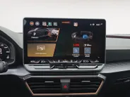 CUPRA Formentor 1.5 TSI e-Hybrid Business 204Pk SOH 100% | Panoramadak | Elektr. Trekhaak | Stoelverwarming | Elektr. Achterklep | Matrix Led koplampen | Virtual Cockpit | Fabrieksgarantie |