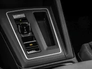 Volkswagen Golf Life Edition 1.5 eHybrid 204 PK 6 versn. DSG · Achteruitrijcamera · Draadloze telefoonlader · Comfort pakket ·