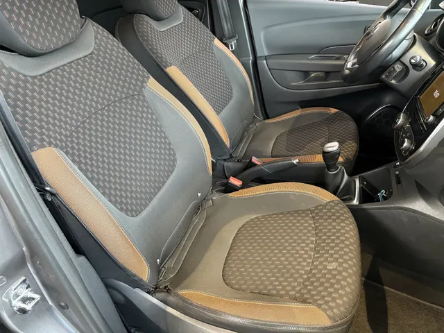 Renault Captur 0.9 TCe Intens | Navigatie | Cruise | Climate Control | Camera | dodehoek sensor