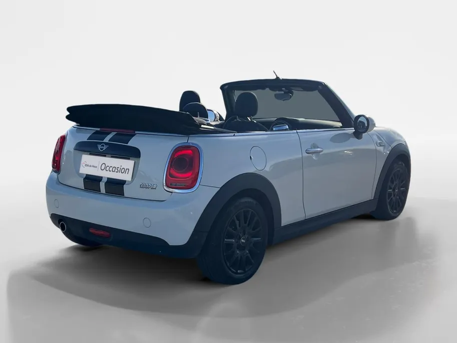 MINI Cooper Cabrio 1.5 Salt Sportieve frisse cabrio, genieten met open dak!