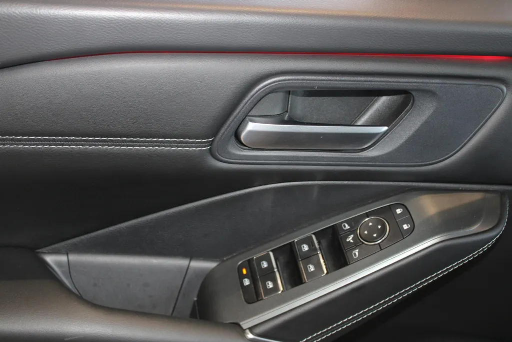 Nissan QASHQAI 1.5 e-Power Business Design | 190pk | Naviagatie | 360grd camera | Apple carplay & Android auto | pdc voor en achter | 18inch LM wielen | Dodehoek sensoren |