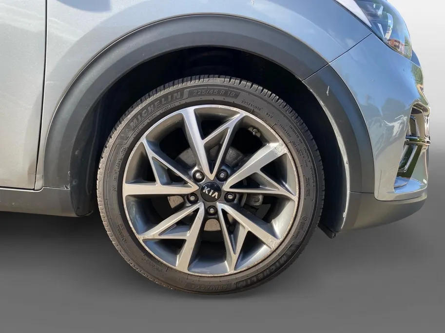Kia Niro 1.6 GDi Hybrid DynamicPlusLine | Climate control | Navigatie | Parkeercamera | Trekhaak | Stoel en stuurverwarming | Keyless |