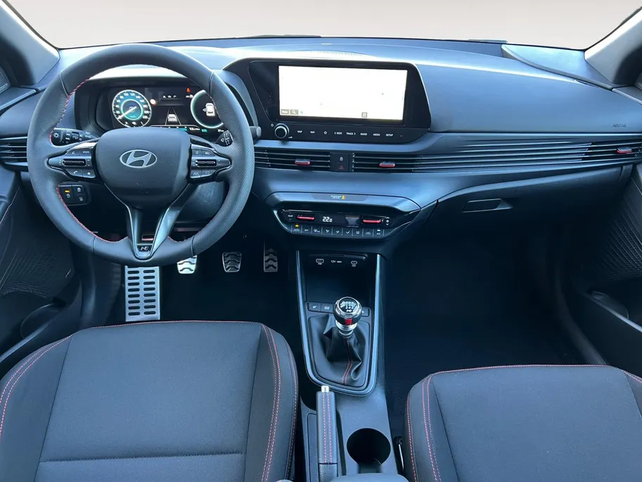 Hyundai i20 1.0 T-GDI N Line Automaat | Navigatie | Schuif-/kanteldak | Camera | Sportuitvoering |