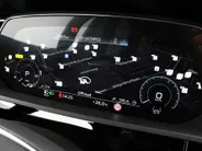 Audi e-tron 55 408pk Quattro S edition 95 kWh · SOH 95,6% · Panoramadak · 360 Camera · B&O Audio · Stoelverwarming · Luchtvering · 21'' Inch ·