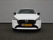 Mazda 2 1.5 e-SkyActiv-G 90PK 6MT Homura | Stuur-/stoelverwarming | Camera | Dodehoek detectie | LED | 16' LM | Carplay | Clima | Cruise |
