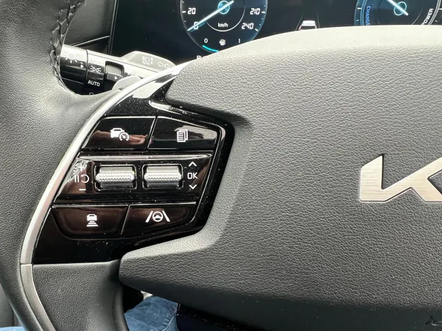Kia Niro 1.6 GDi Hybrid DynamicPlusLine AUTOMAAT | HYBRIDE | SCHUIF- KANTELDAK | A.CAMERA | APPLE CARPLAY/ANDROID AUTO | NED. AUTO | 1e EIGENAAR |