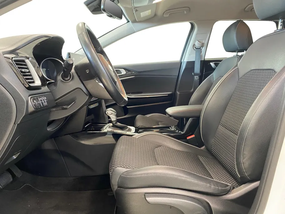 Kia Ceed Sportswagon 1.6 PHEV | AUTOMAAT | DYNAMIC PLUS LINE | NL-AUTO |