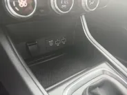 Renault Captur 1.6 E-Tech Hybrid 145 Intens | Automaat | Dealer Onderhouden | Camera | All Season Banden | Climate & Cruise Control | Apple Carplay & Android Auto | 12 Maanden BOVAG Garantie